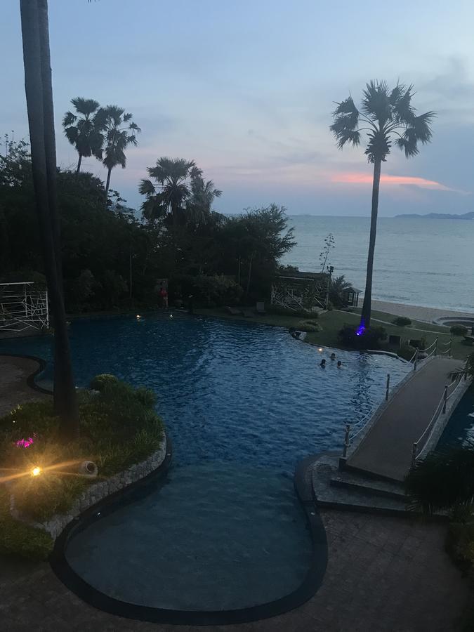 Apartamento The Palm Wongamat Pattaya Exterior foto